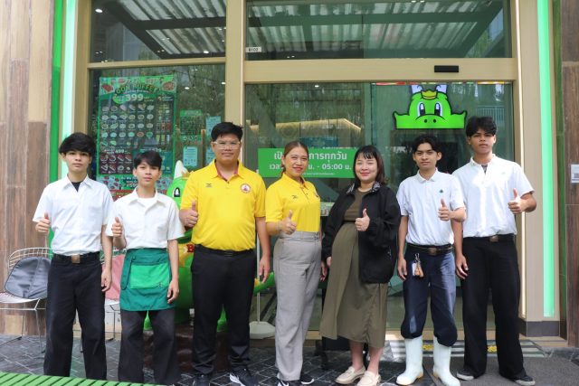 ภาพกิจกรรมงานอาชีวศึกษาระบบทวิภาคีและความร่วมมือ