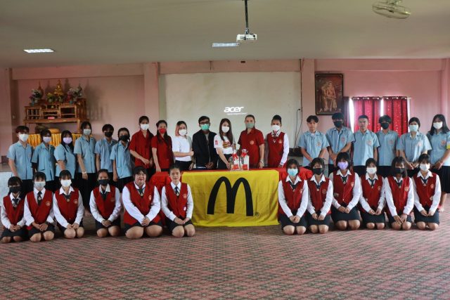 ภาพกิจกรรมงานอาชีวศึกษาระบบทวิภาคีและความร่วมมือ
